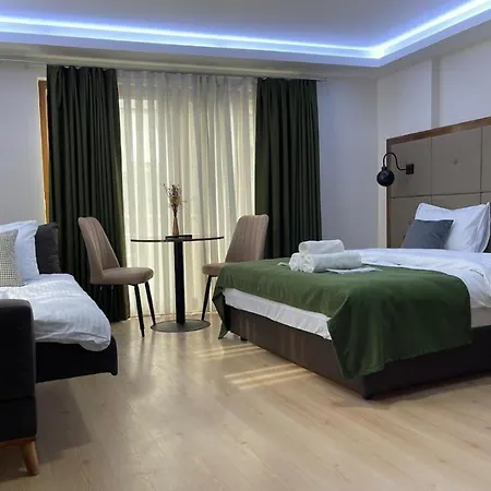 Elegance 4*