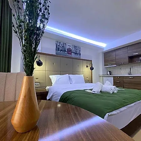 Apartmanhotel Elegance 4*