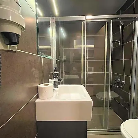 Elegance شقة فندقية