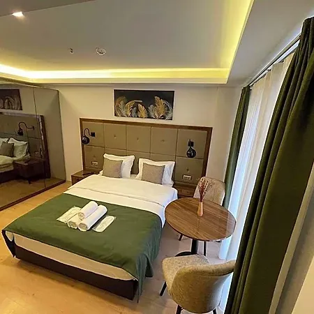 شقة فندقية Elegance 4*