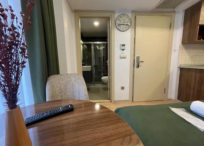 Elegance 아파트호텔 4*