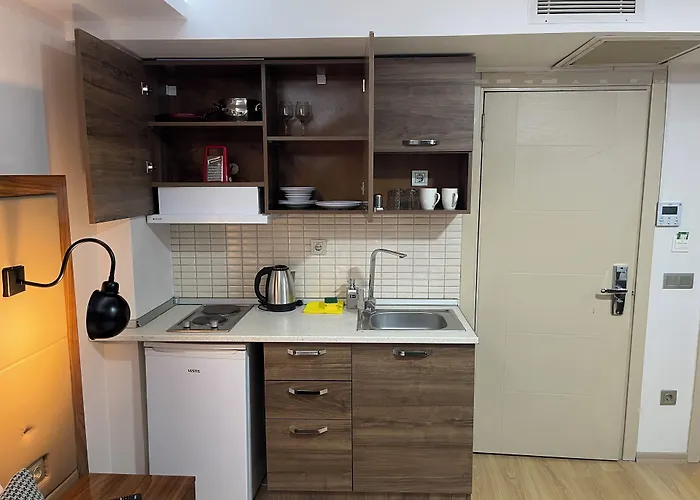 公寓式酒店 Elegance 4*