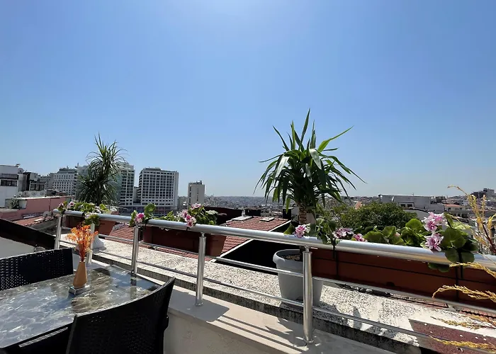 Elegance 公寓式酒店 4*