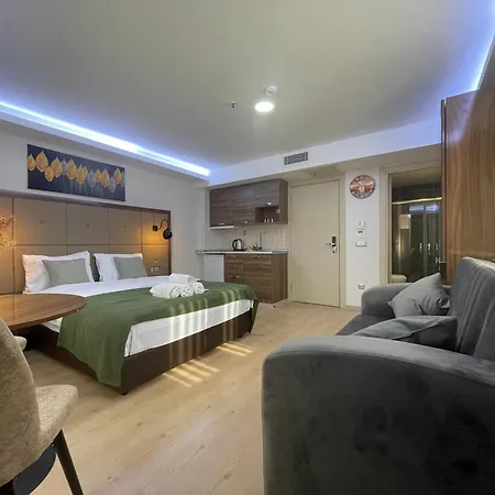 Elegance Lägenhetshotell 4*